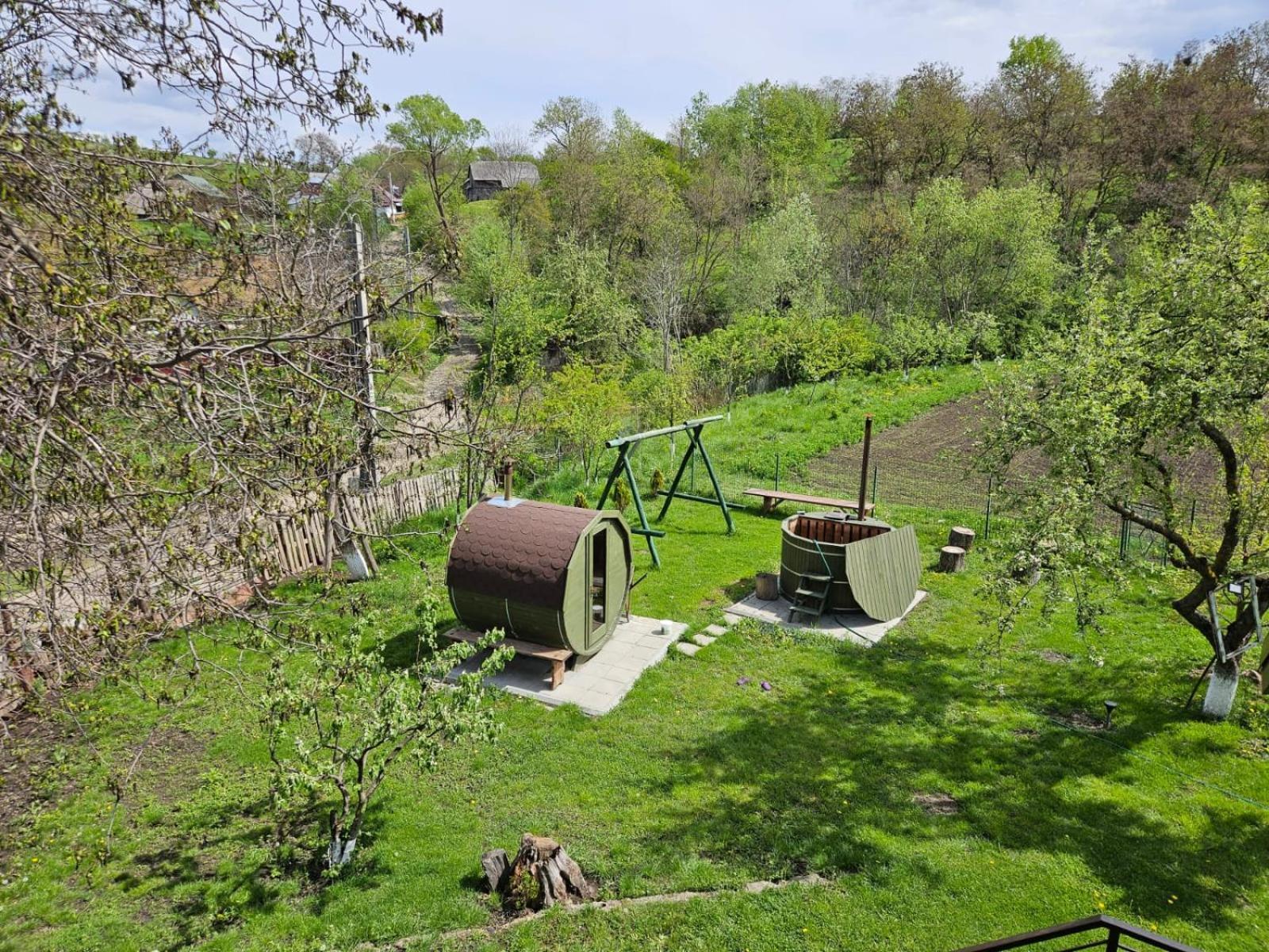 Casa Bunicilor Villa Ciprian Porumbescu Kültér fotó